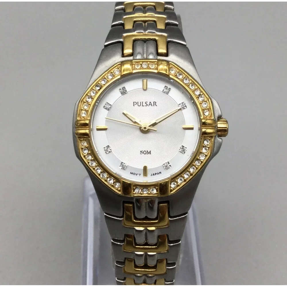 Pulsar Womens Watch 28mm Silver Dial Two Tone Crystal Bezel New Battery 6.25: